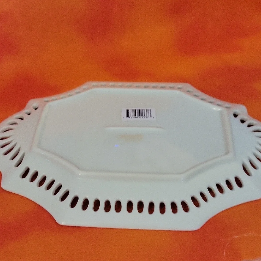 Formalities by Baum Bros ivory gold
